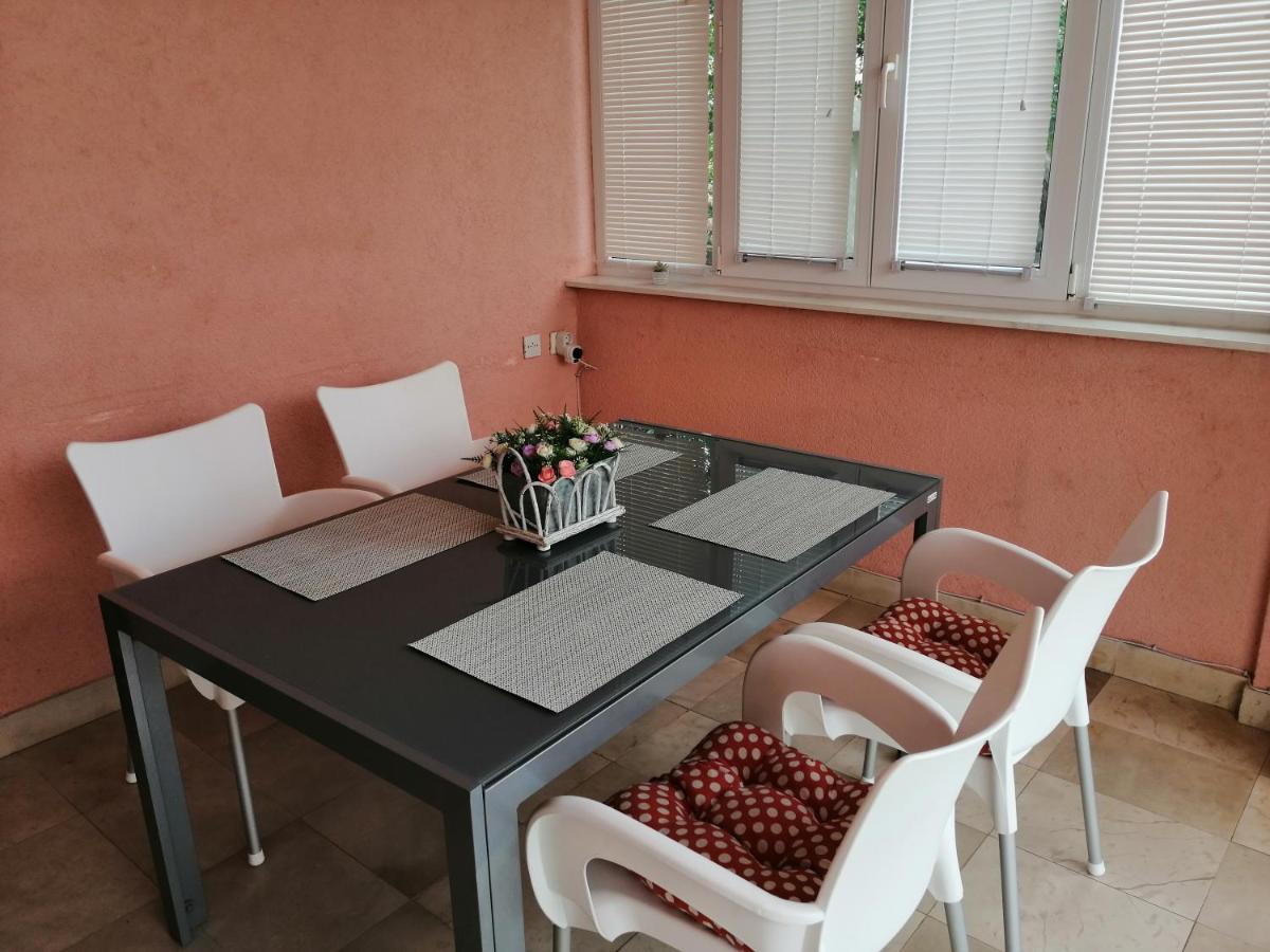 Apartman Mira Zaboric Exterior foto