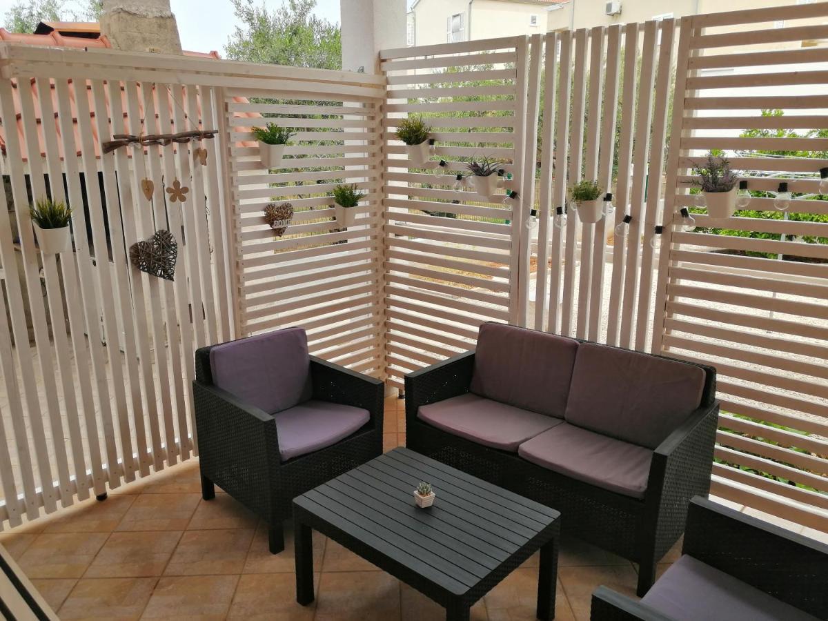 Apartman Mira Zaboric Exterior foto